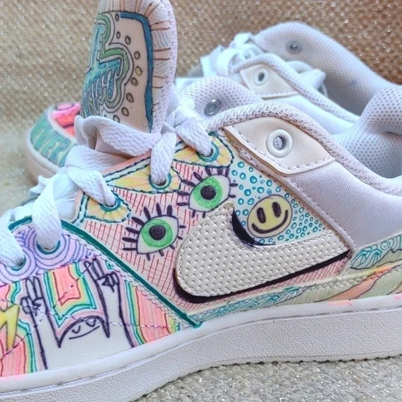 Nike Priority Low Custom 2015 Sz 8 Sneakers 641894-111 - Picture 3 of 14